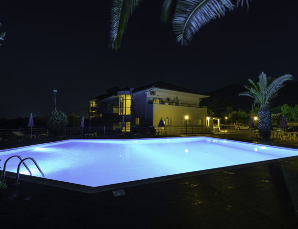 Pool (10)